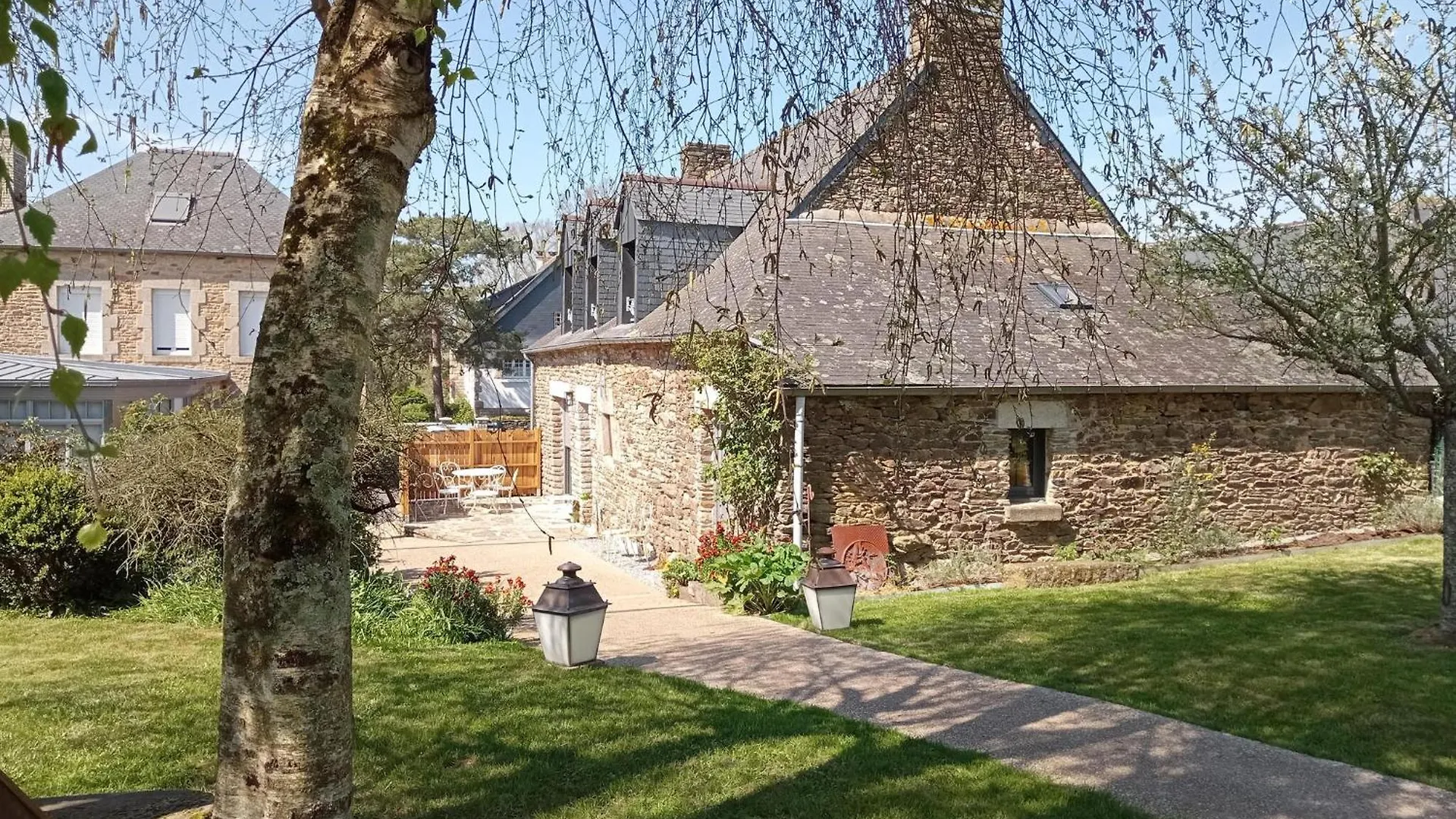 Amazing Home In Lanouee With Wifi France
